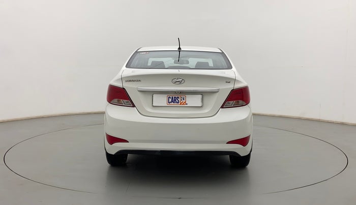 2015 Hyundai Verna FLUIDIC 4S 1.6 VTVT S(O), Petrol, Manual, 99,131 km, Back/Rear