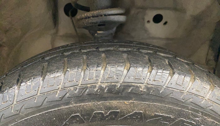 2014 Maruti Wagon R 1.0 LXI, Petrol, Manual, 18,557 km, Right Front Tyre Tread