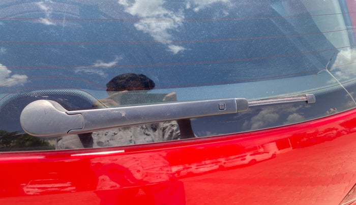 2017 Volkswagen Polo COMFORTLINE 1.2L, Petrol, Manual, 35,229 km, Rear Wiper