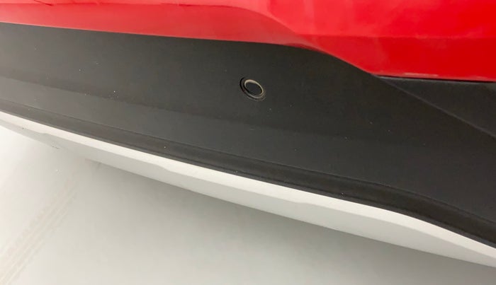 2021 Mahindra XUV300 W8 (O) 1.5 DIESEL, Diesel, Manual, 38,895 km, Infotainment system - Parking sensor not working
