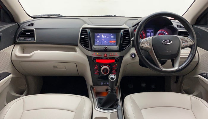 2021 Mahindra XUV300 W8 (O) 1.5 DIESEL, Diesel, Manual, 38,895 km, Dashboard