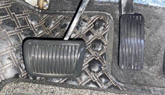 2022 KIA CARENS LUXURY PLUS 1.4 PETROL DCT 7 STR, Petrol, Automatic, 47,770 km, Pedals