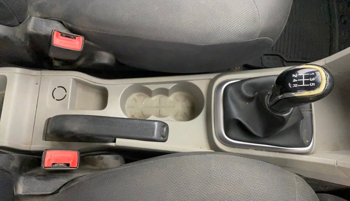 2017 Tata Tiago XT PETROL, Petrol, Manual, 1,05,773 km, Gear Lever