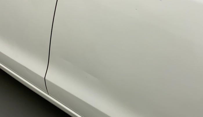 2014 Maruti Ertiga VXI, Petrol, Manual, 52,106 km, Rear left door - Slightly dented