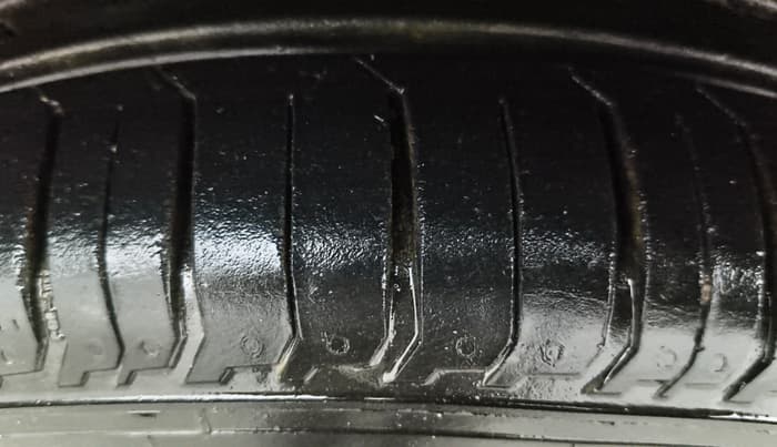 2018 Maruti Dzire ZXI PLUS, Petrol, Manual, 87,095 km, Left Front Tyre Tread