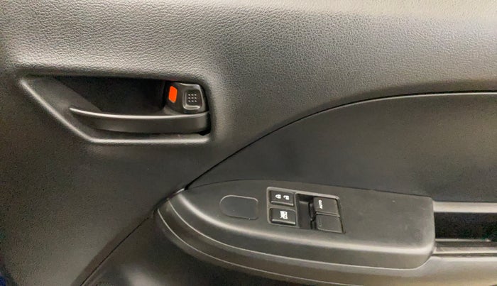 2019 Maruti Baleno SIGMA PETROL 1.2, Petrol, Manual, 39,926 km, Driver Side Door Panels Control