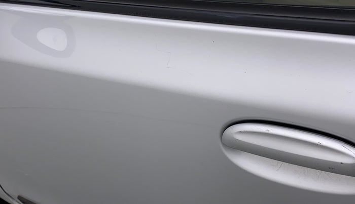 2018 Toyota Etios GX PLATINUM, Petrol, Manual, 71,373 km, Front passenger door - Minor scratches