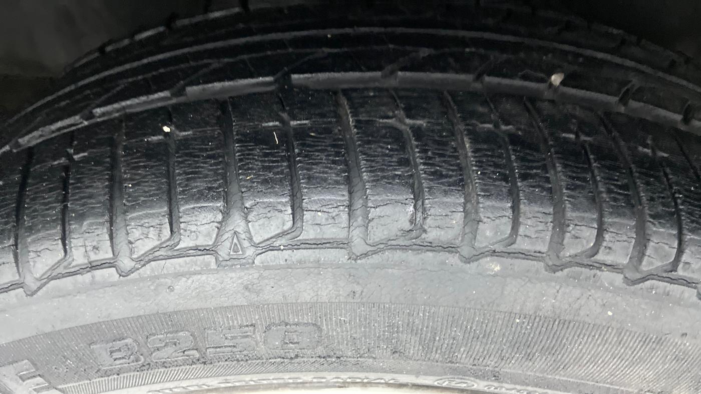 2014 Nissan Micra XV CVT, Petrol, Automatic, 10,768 km, Right Rear Tyre Tread