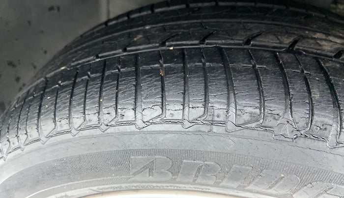 2014 Nissan Micra XV CVT, Petrol, Automatic, 10,768 km, Left Front Tyre Tread