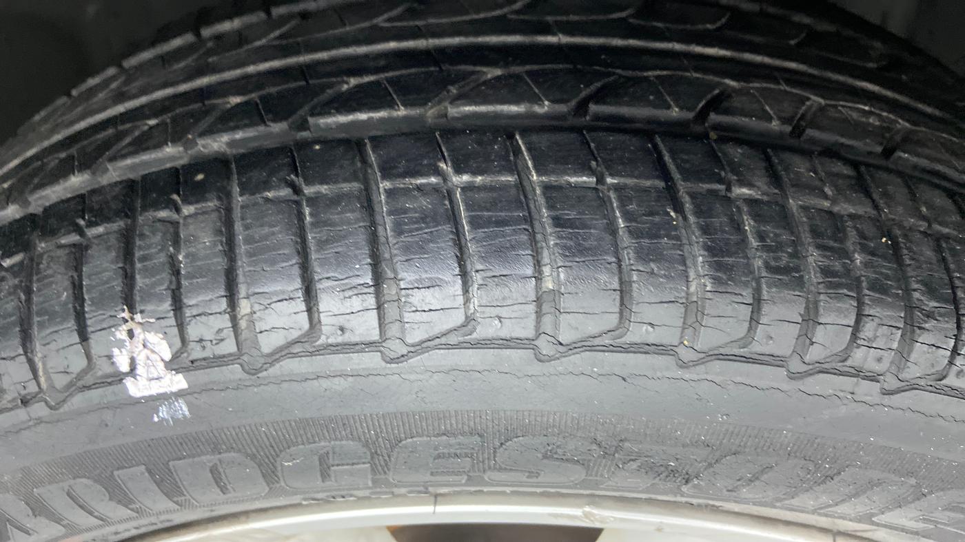 2014 Nissan Micra XV CVT, Petrol, Automatic, 10,768 km, Right Front Tyre Tread