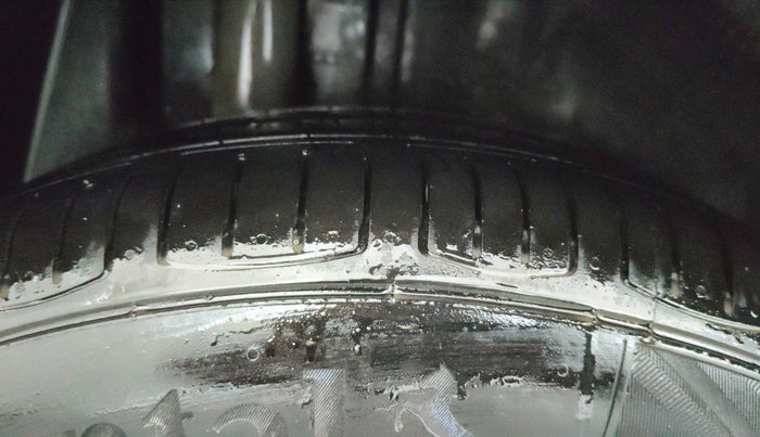 2018 Ford FREESTYLE TITANIUM PLUS 1.2 PETROL, Petrol, Manual, 56,361 km, Right Rear Tyre Tread