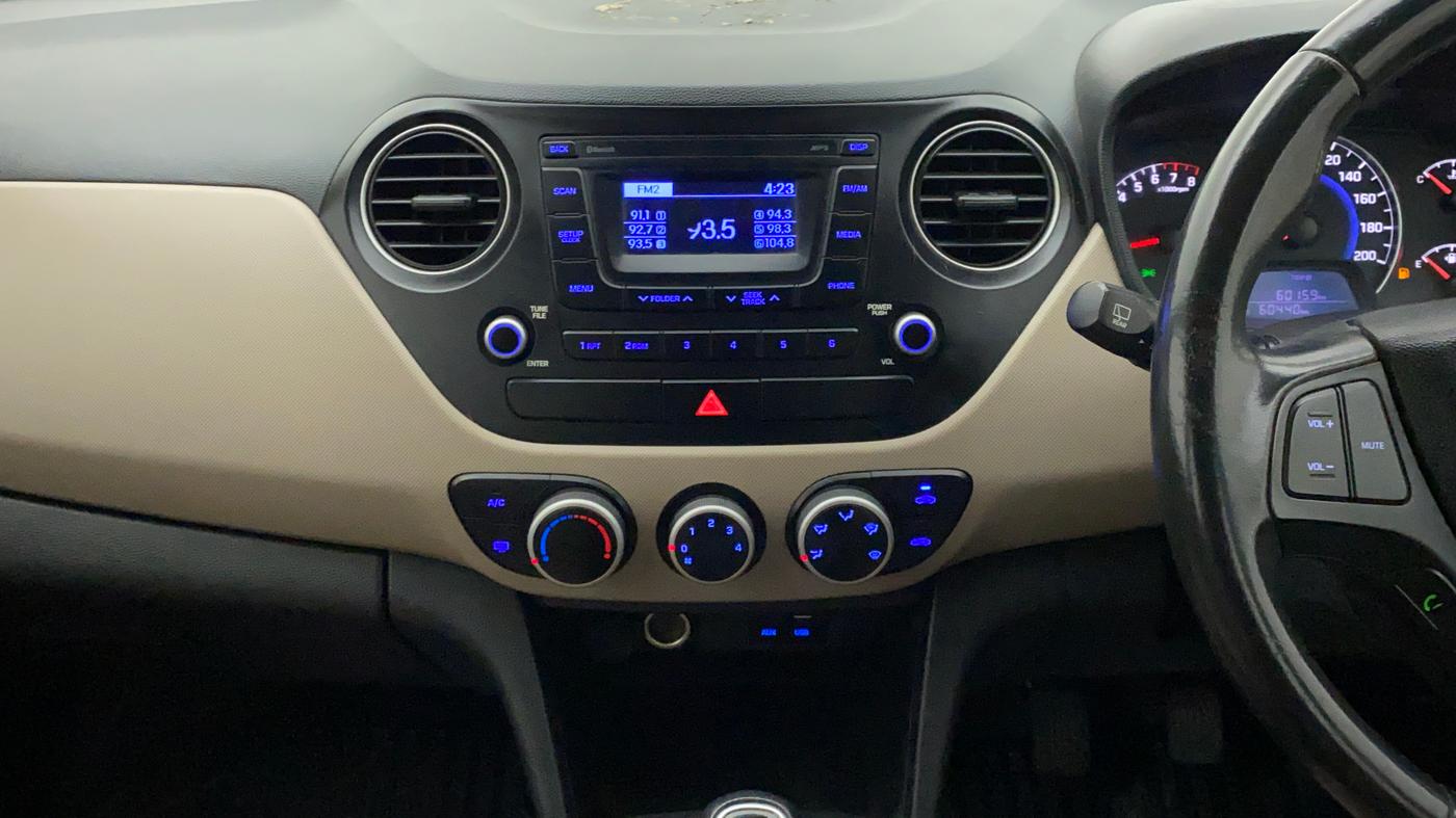 2016 Hyundai Grand i10 ASTA 1.2 KAPPA VTVT, Petrol, Manual, 60,480 km, Air Conditioner