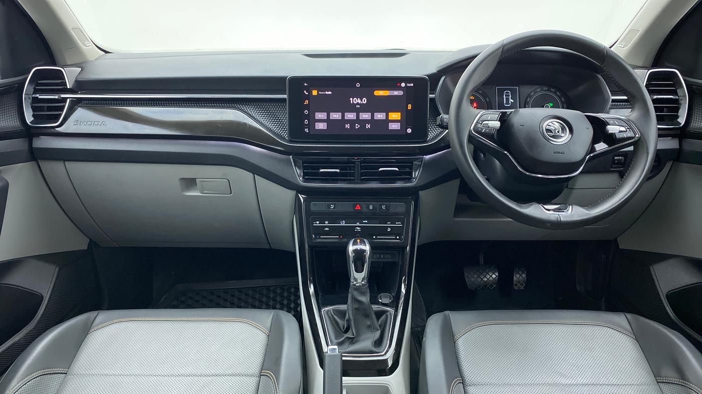 2021 Skoda KUSHAQ STYLE 1.0TSI AT, Petrol, Automatic, 14,897 km, Dashboard