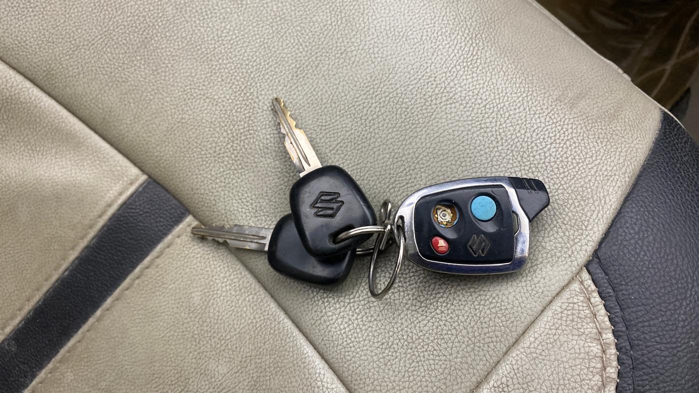 2015 Maruti Alto K10 VXI, Petrol, Manual, 76,050 km, Key Close Up