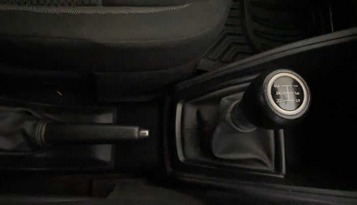 2019 Nissan Kicks XL 1.5, Petrol, Manual, 81,189 km, Gear Lever