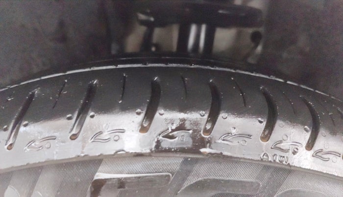 2023 Tata ALTROZ XZ PLUS O SUNROOF CNG, CNG, Manual, 19,101 km, Left Front Tyre Tread