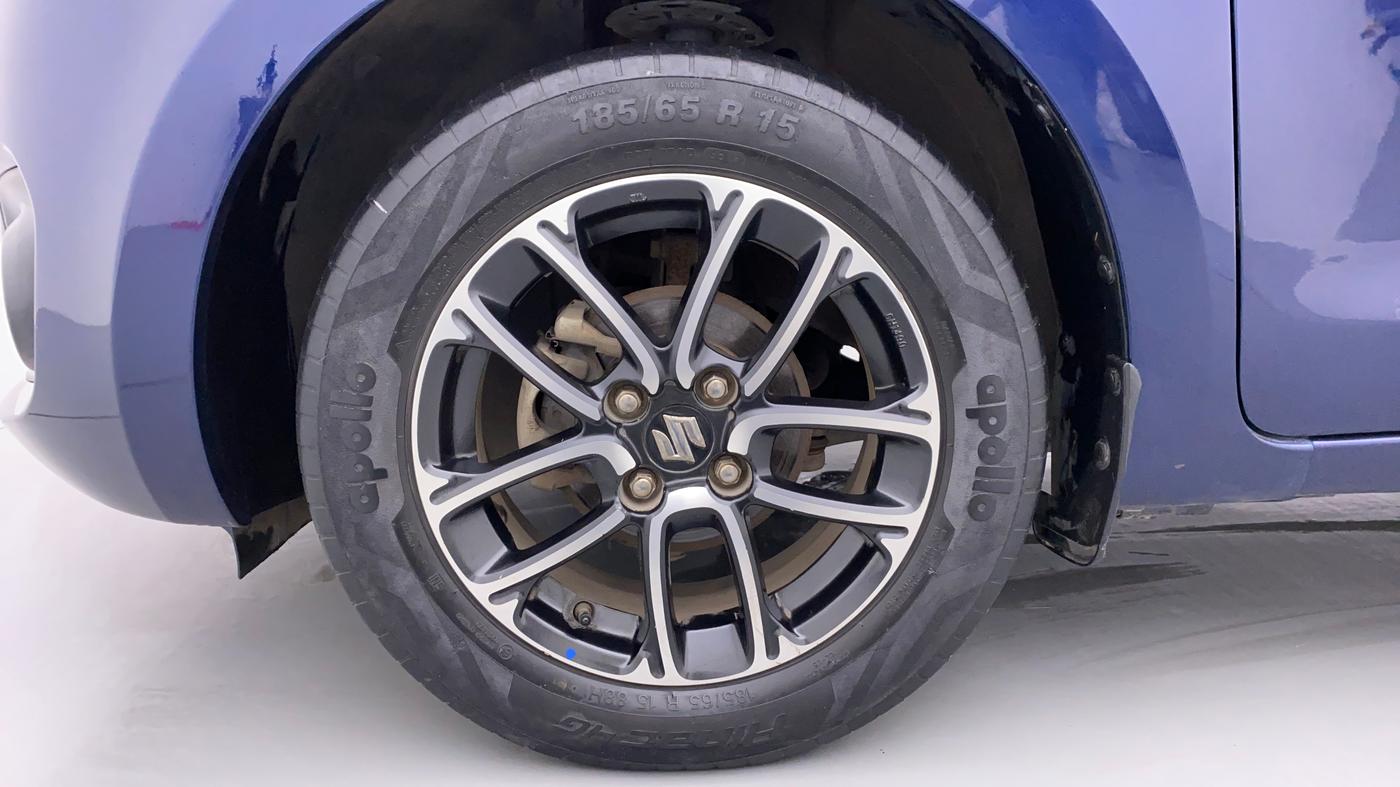 2019 Maruti Swift ZDI plus AMT, Diesel, Automatic, 66,979 km, Left Front Wheel