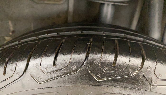 2017 Tata Tiago XT PETROL, Petrol, Manual, 61,022 km, Left Rear Tyre Tread