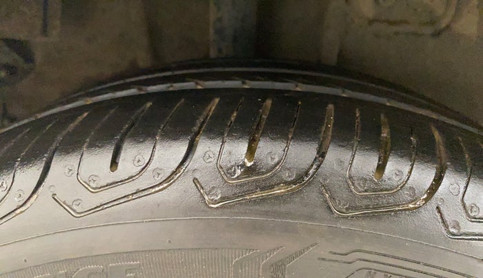 2017 Tata Tiago XT PETROL, Petrol, Manual, 61,022 km, Right Rear Tyre Tread