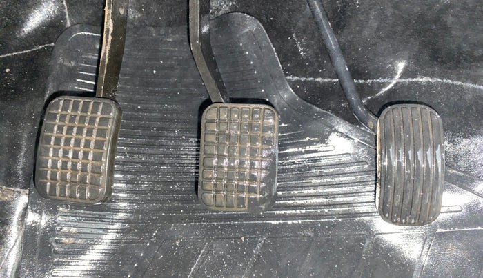 2017 Tata Tiago XT PETROL, Petrol, Manual, 61,022 km, Pedals