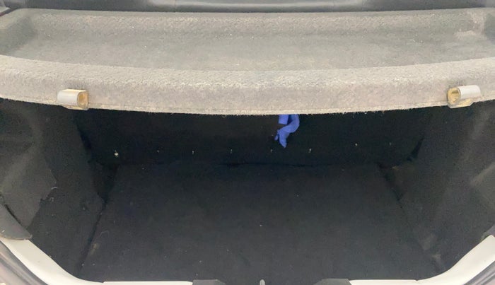 2017 Tata Tiago XT PETROL, Petrol, Manual, 61,022 km, Boot Inside