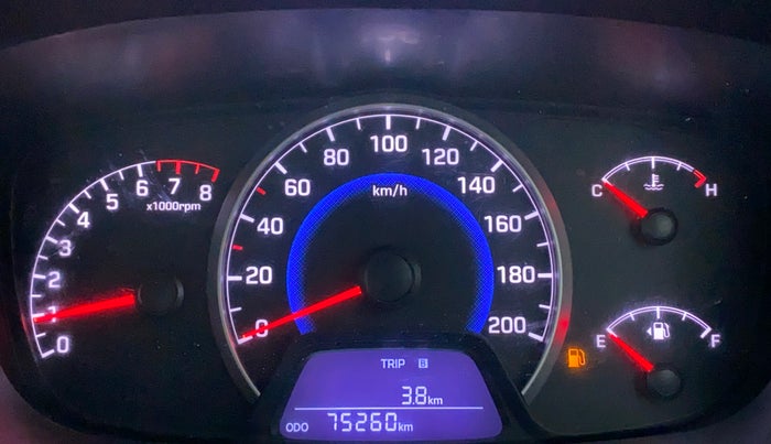 2015 Hyundai Grand i10 SPORTZ 1.2 KAPPA VTVT, Petrol, Manual, 75,390 km, Odometer Image