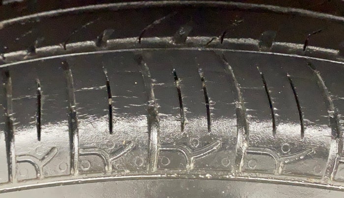 2022 Hyundai NEW SANTRO MAGNA, Petrol, Manual, 17,292 km, Right Rear Tyre Tread