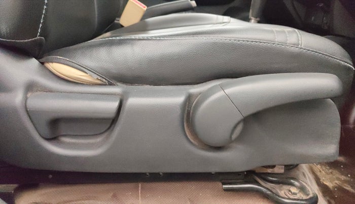 2015 Honda Jazz 1.2L I-VTEC S AT, Petrol, Automatic, 85,418 km, Driver Side Adjustment Panel