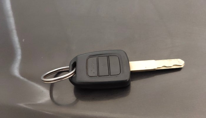 2015 Honda Jazz 1.2L I-VTEC S AT, Petrol, Automatic, 85,418 km, Key Close Up