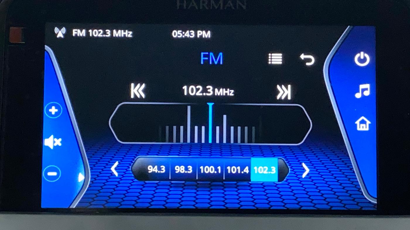 2022 Tata NEXON XM PLUS SUNROOF PETROL, Petrol, Manual, 5,661 km, Infotainment System
