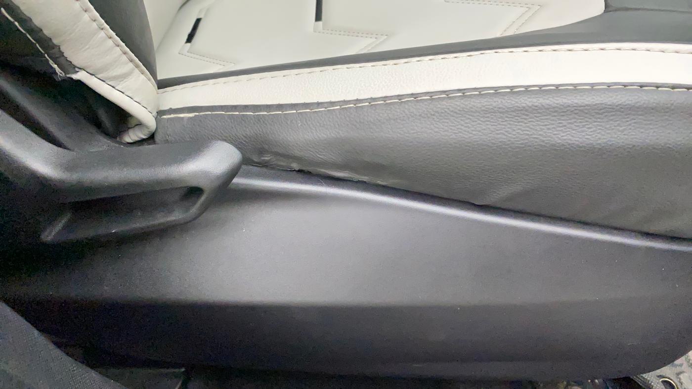2022 Tata NEXON XM PLUS SUNROOF PETROL, Petrol, Manual, 5,661 km, Driver Side Adjustment Panel