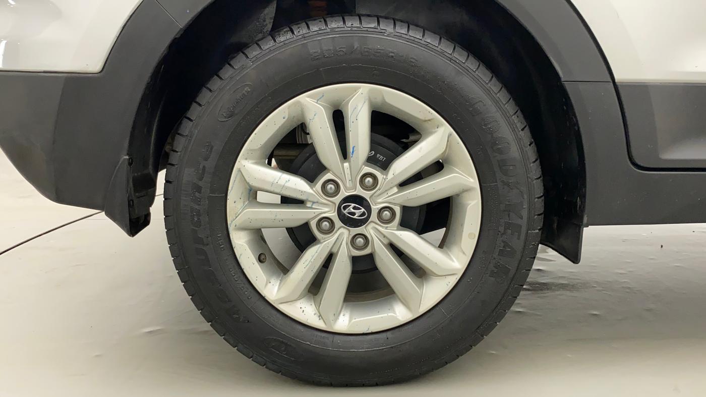 2016 Hyundai Creta SX PLUS 1.6 PETROL, Petrol, Manual, 14,146 km, Right Rear Wheel