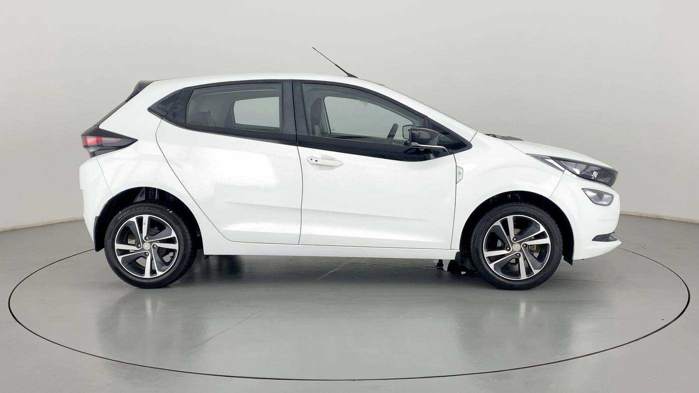2020 Tata ALTROZ XZ PETROL, Petrol, Manual, 32,282 km, Right Side View