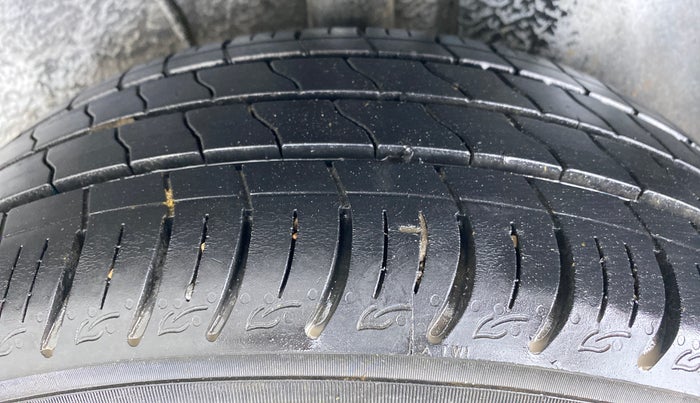 2020 Tata ALTROZ XZ PETROL, Petrol, Manual, 32,282 km, Left Rear Tyre Tread