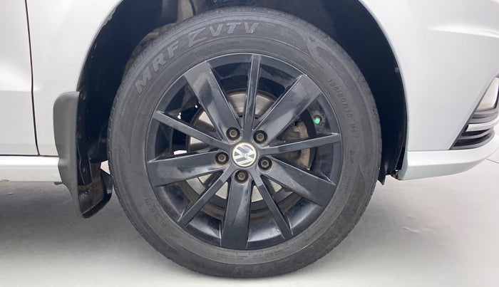 2016 Volkswagen Ameo HIGHLINE1.2L, Petrol, Manual, 45,246 km, Right Front Wheel