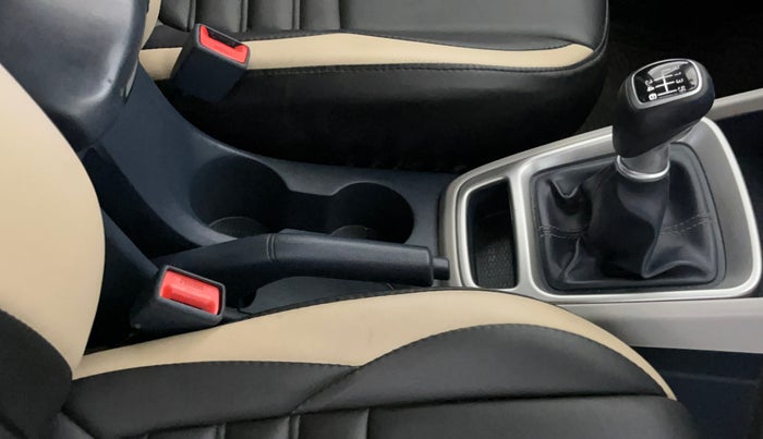 2020 Hyundai VENUE SX 1.0 TURBO IMT DUAL TONE, Petrol, Manual, 59,476 km, Gear Lever