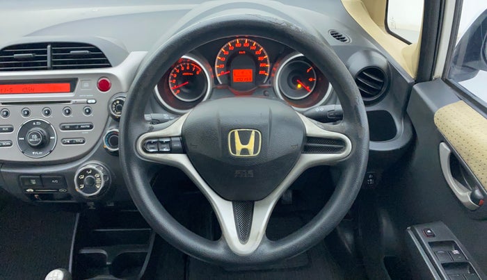 2011 Honda Jazz 1.2 L I-VTEC SELECT, Petrol, Manual, 1,00,386 km, Steering Wheel Close Up