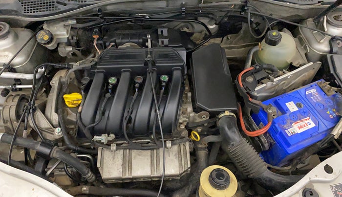 2013 Renault Duster RXL PETROL, Petrol, Manual, 1,35,055 km, Engine View