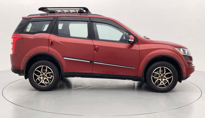 2014 Mahindra XUV500 W6 4X2, Diesel, Manual, 75,538 km, Right Side View