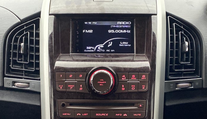 2014 Mahindra XUV500 W6 4X2, Diesel, Manual, 75,538 km, Infotainment System