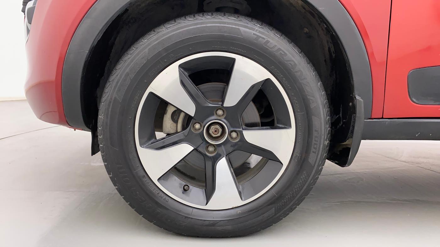 2018 Tata NEXON XZA PLUS DIESEL, Diesel, Automatic, 37,484 km, Left Front Wheel