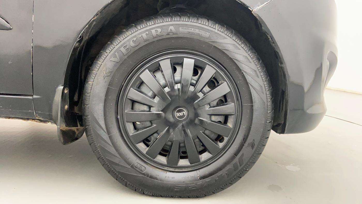 2011 Hyundai i10 SPORTZ 1.2 AT, Petrol, Automatic, 73,168 km, Right Front Wheel