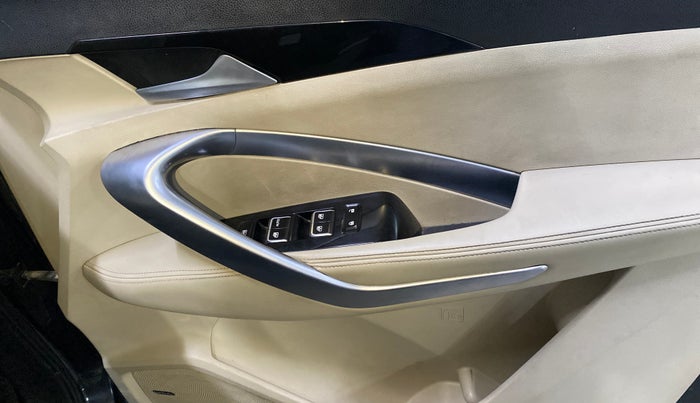 2021 MG HECTOR SHARP 2.0 DIESEL, Diesel, Manual, 41,198 km, Driver Side Door Panels Control