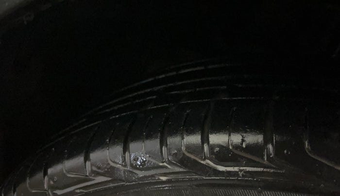 2020 Tata NEXON XZA PLUS PETROL, Petrol, Automatic, 45,523 km, Left Front Tyre Tread