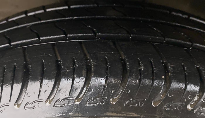 2019 Maruti S PRESSO VXI+, Petrol, Manual, 23,677 km, Left Front Tyre Tread