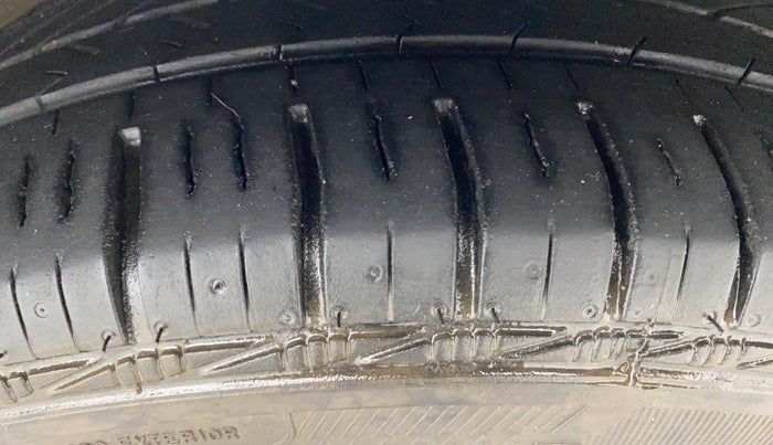 2019 Hyundai Grand i10 SPORTZ 1.2 KAPPA VTVT, Petrol, Manual, 71,374 km, Right Front Tyre Tread