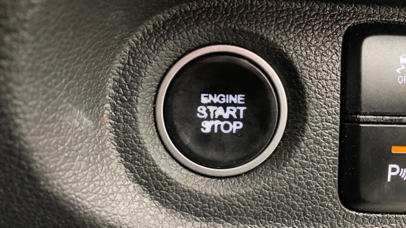 2022 Hyundai ALCAZAR 2.0 SIGNATURE MT 6STR, Petrol, Manual, 1,27,372 km, Keyless Start/ Stop Button