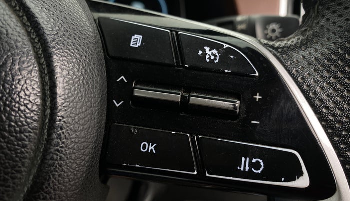 2022 Hyundai ALCAZAR 2.0 SIGNATURE MT 6STR, Petrol, Manual, 1,27,372 km, Adaptive Cruise Control