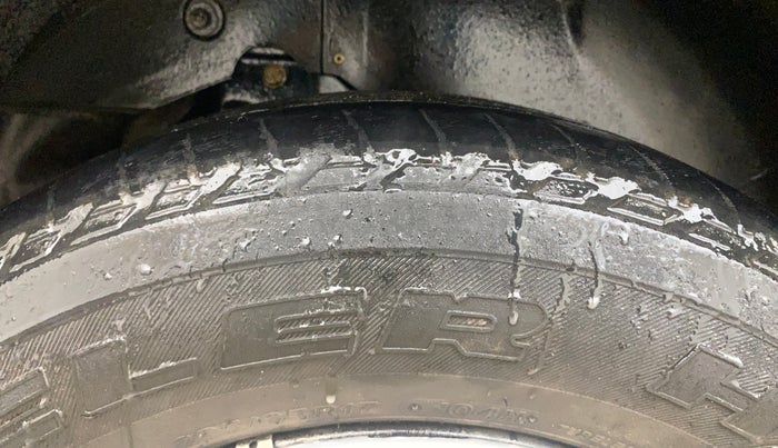 2019 Mahindra XUV500 W7, Diesel, Manual, 82,775 km, Right Rear Tyre Tread