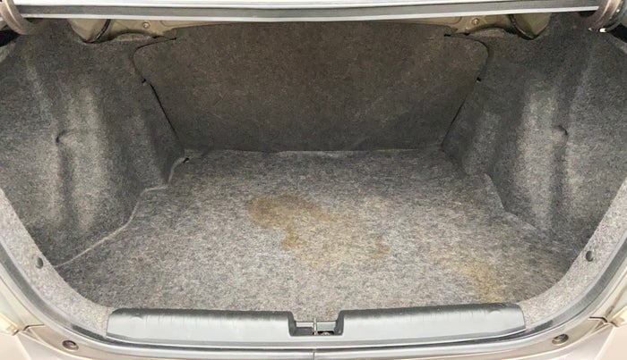 2013 Honda Amaze 1.2 VXMT I VTEC, Petrol, Manual, 62,825 km, Boot Inside View